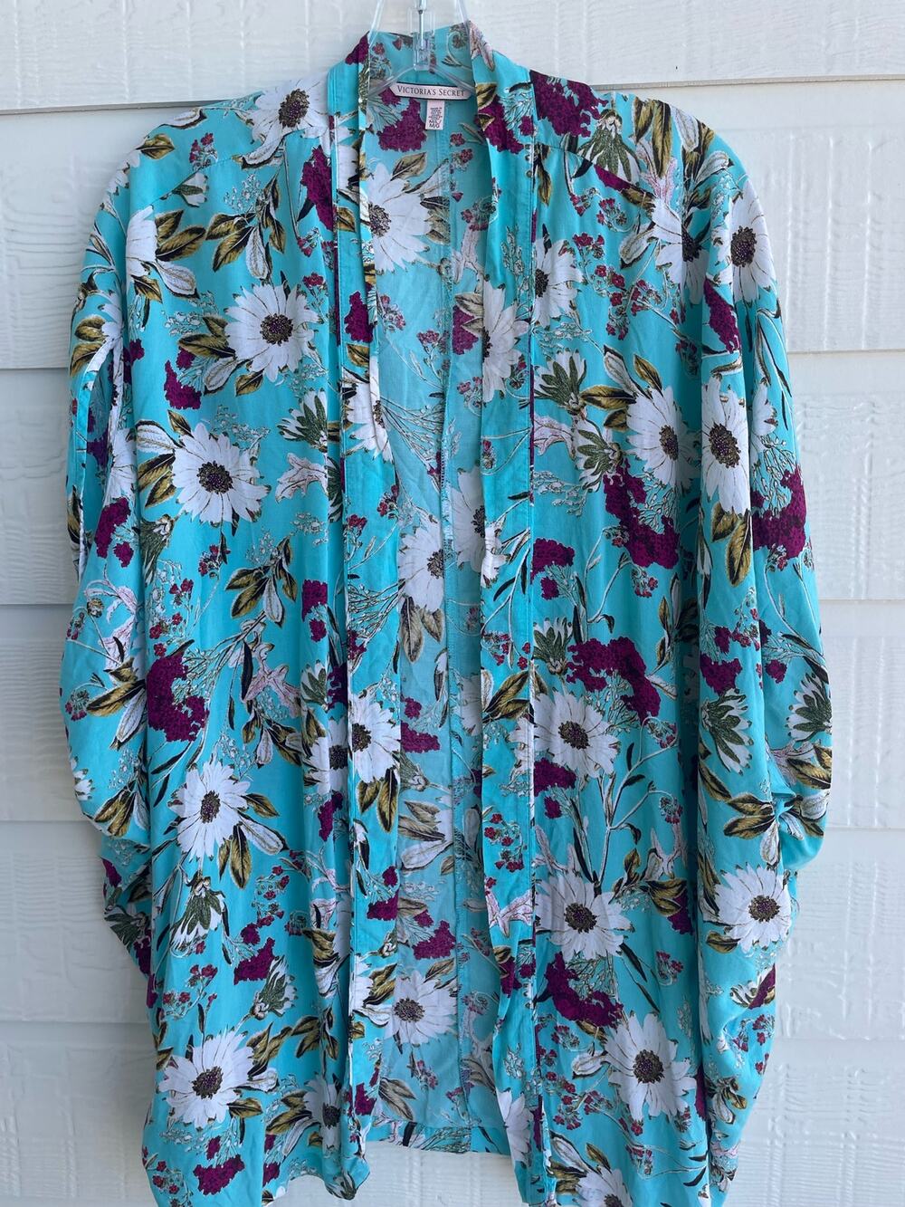 Victoria's Secret aqua floral M/L kimono robe cover